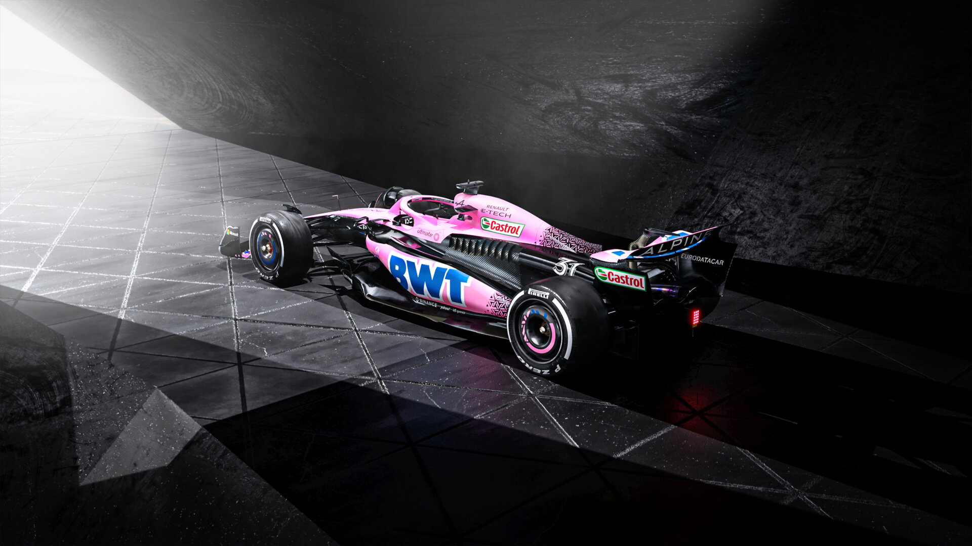 BWT Alpine – pink is back on track again! - BWT